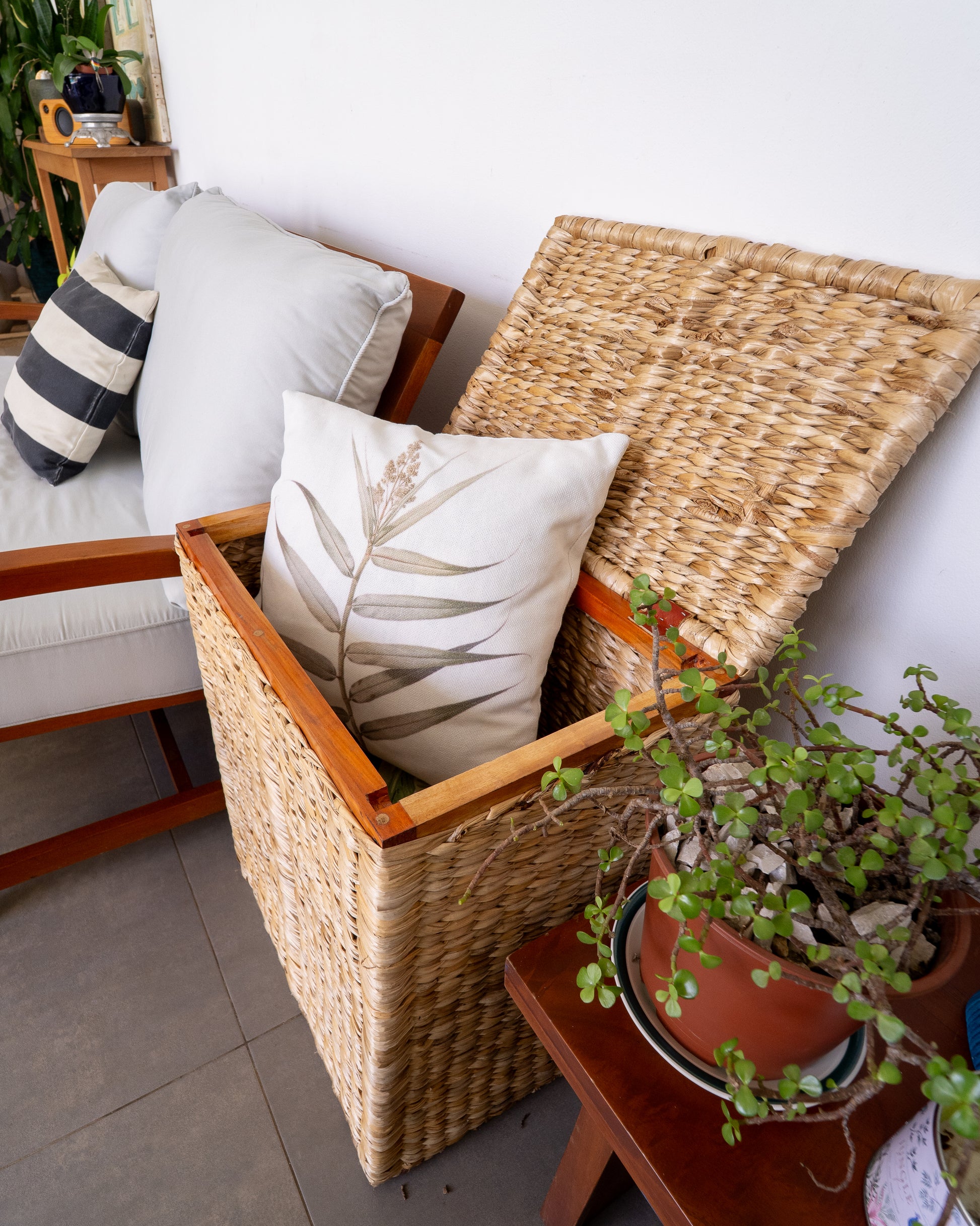 Wicker Laundry Hamper Large Rattan Basket with Lid