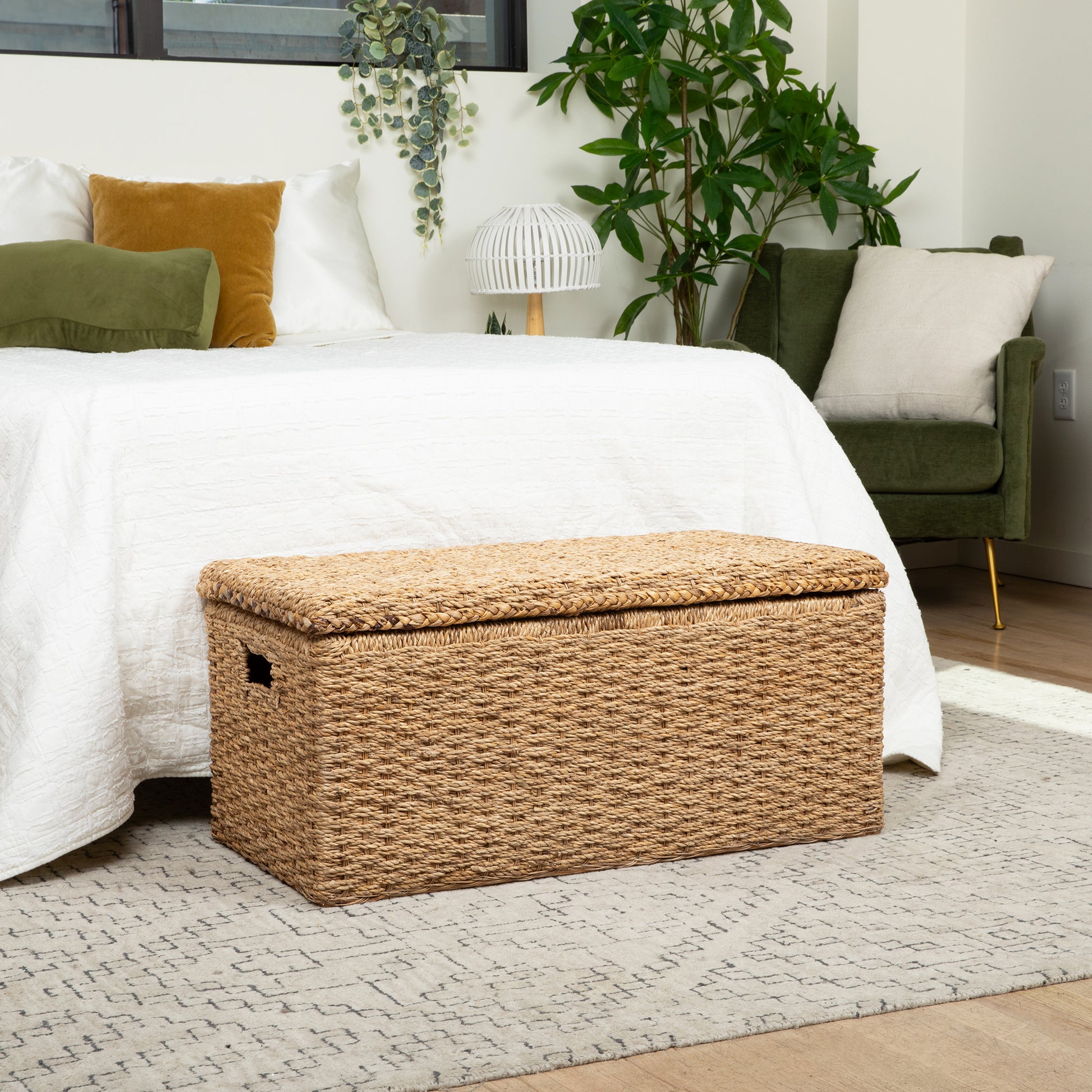 Wicker Storage Trunk Bench